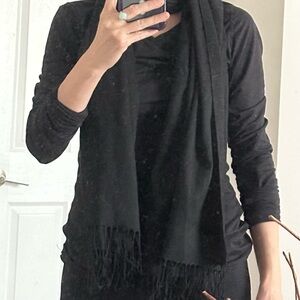 Elegant, lightweight  Pashmina Black Scarf for Women—silk and wool blend